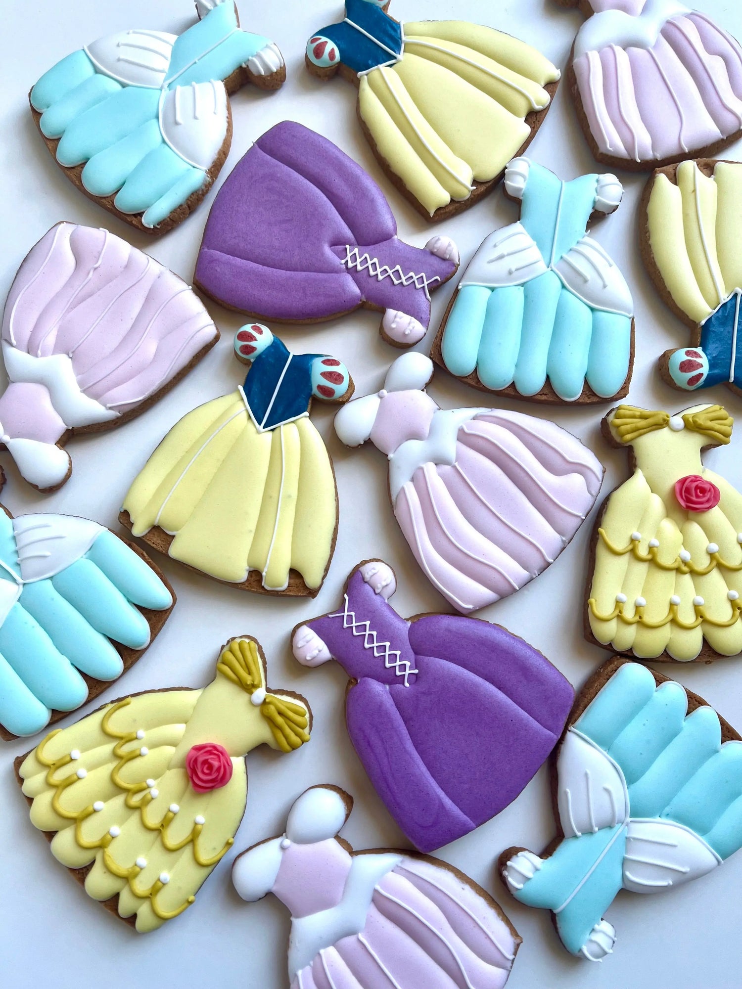 Lot de 10 sablés Robes de princesses lesdelicesdecaro