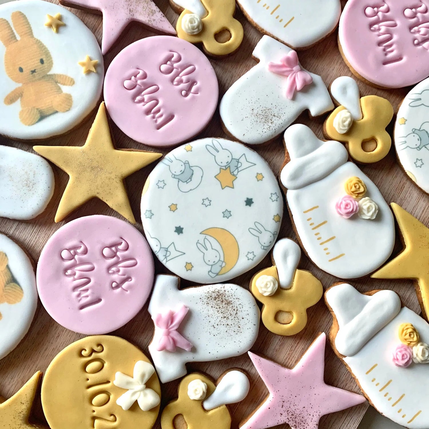 Lot de 10 sablés personnalisés Baby Shower Lapin Miffy lesdelicesdecaro