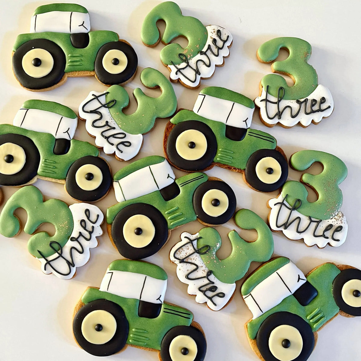 Lot de 10 sablés personnalisés Tracteur lesdelicesdecaro